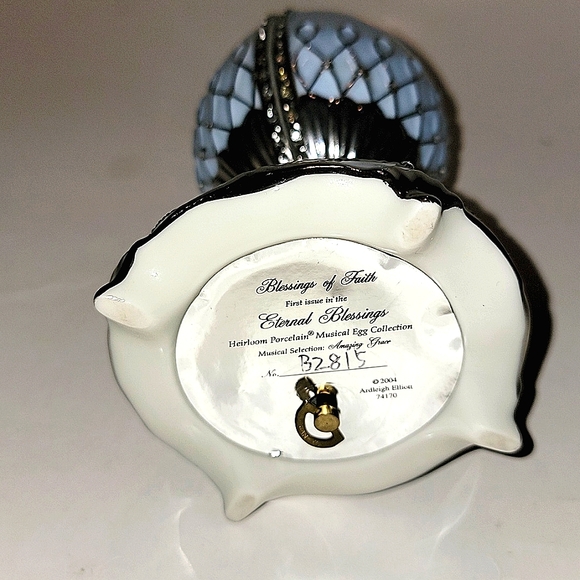 ARDLEIGH ELLIOT EGG MUSIC BOX AMAZING GRACE BLESSINGS OF FAITH ETERNAL EASTER - Picture 10 of 10